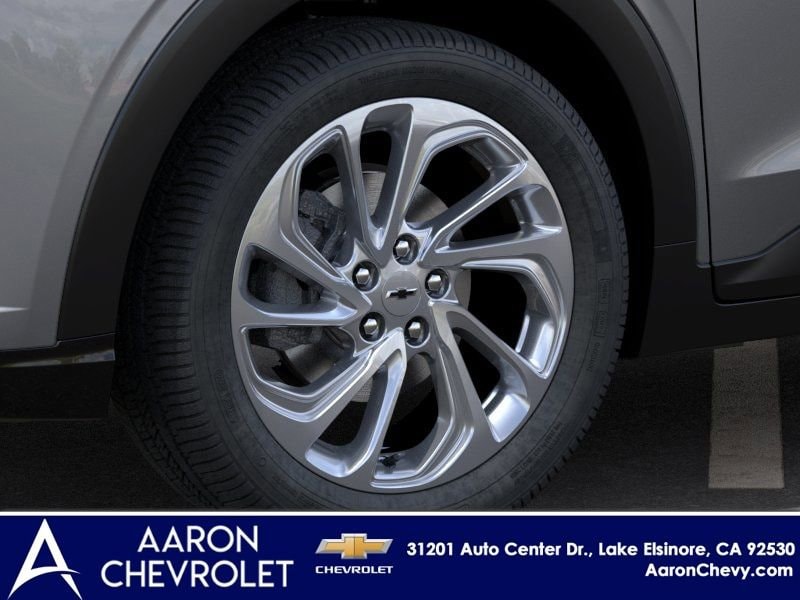 2027 Chevrolet Bolt LT - Photo 9
