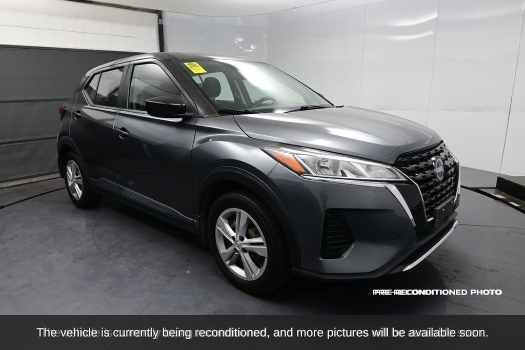 Used 2022 Nissan Kicks S SUV