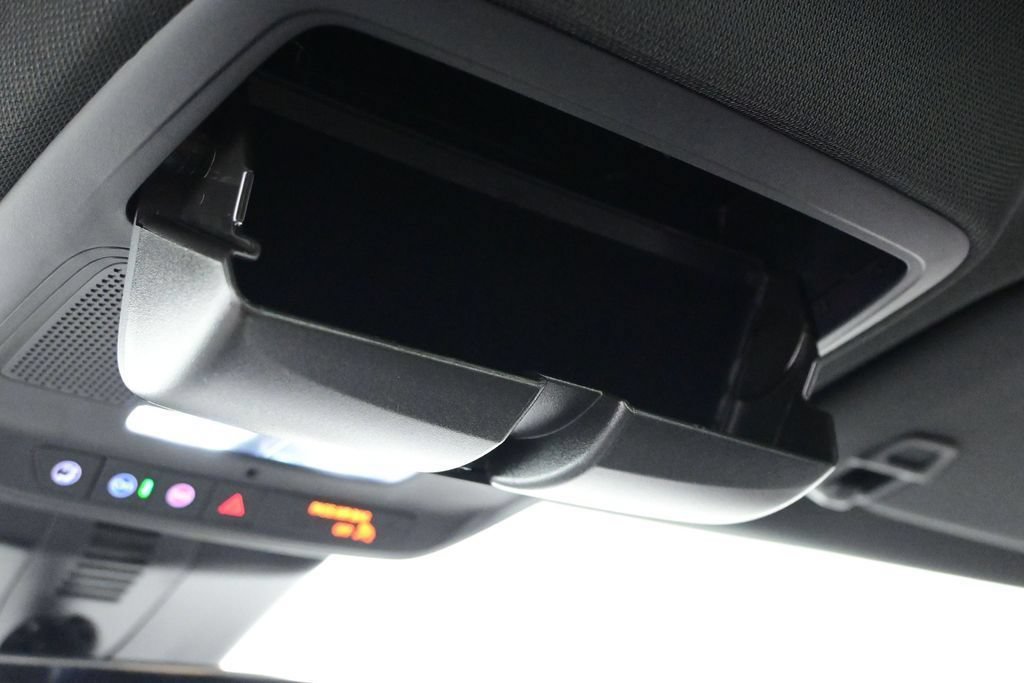 2026 Chevrolet Traverse LT - Photo 32