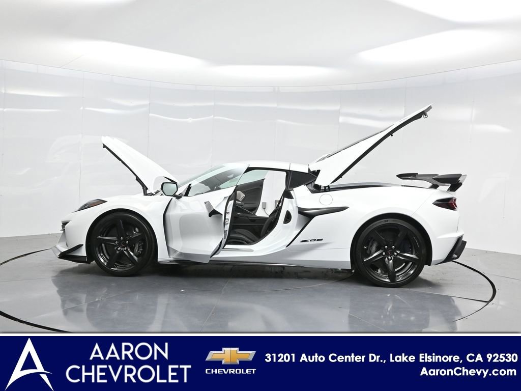2025 Chevrolet Corvette 3LZ - Photo 32