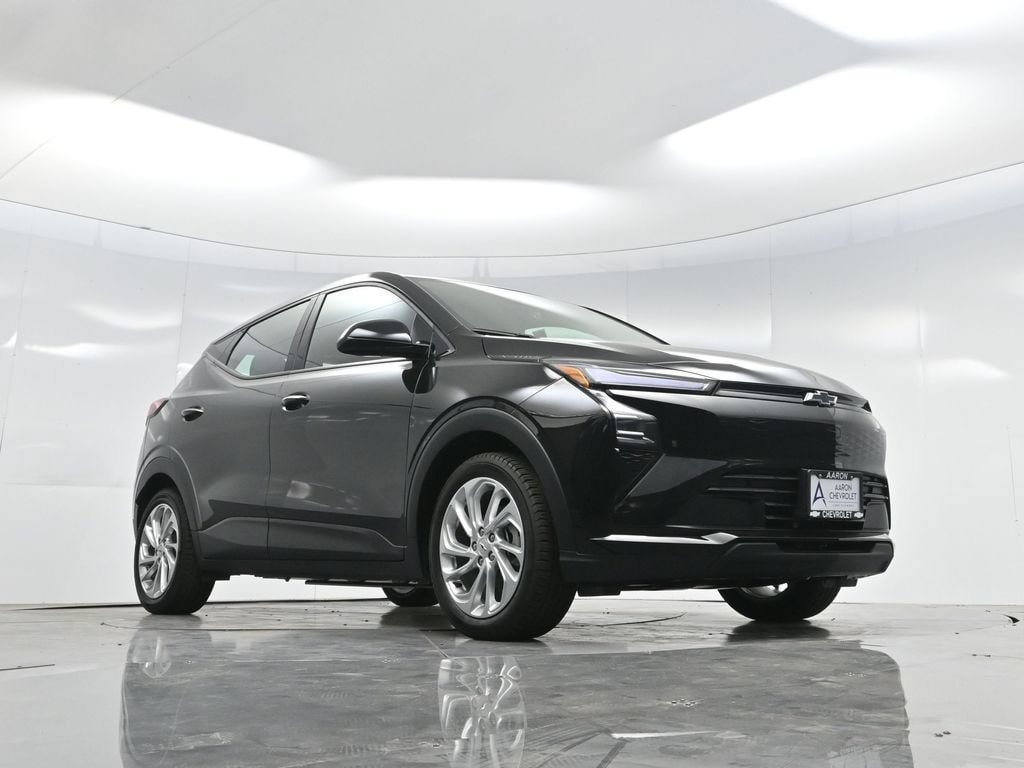 2027 Chevrolet Bolt LT - Photo 66
