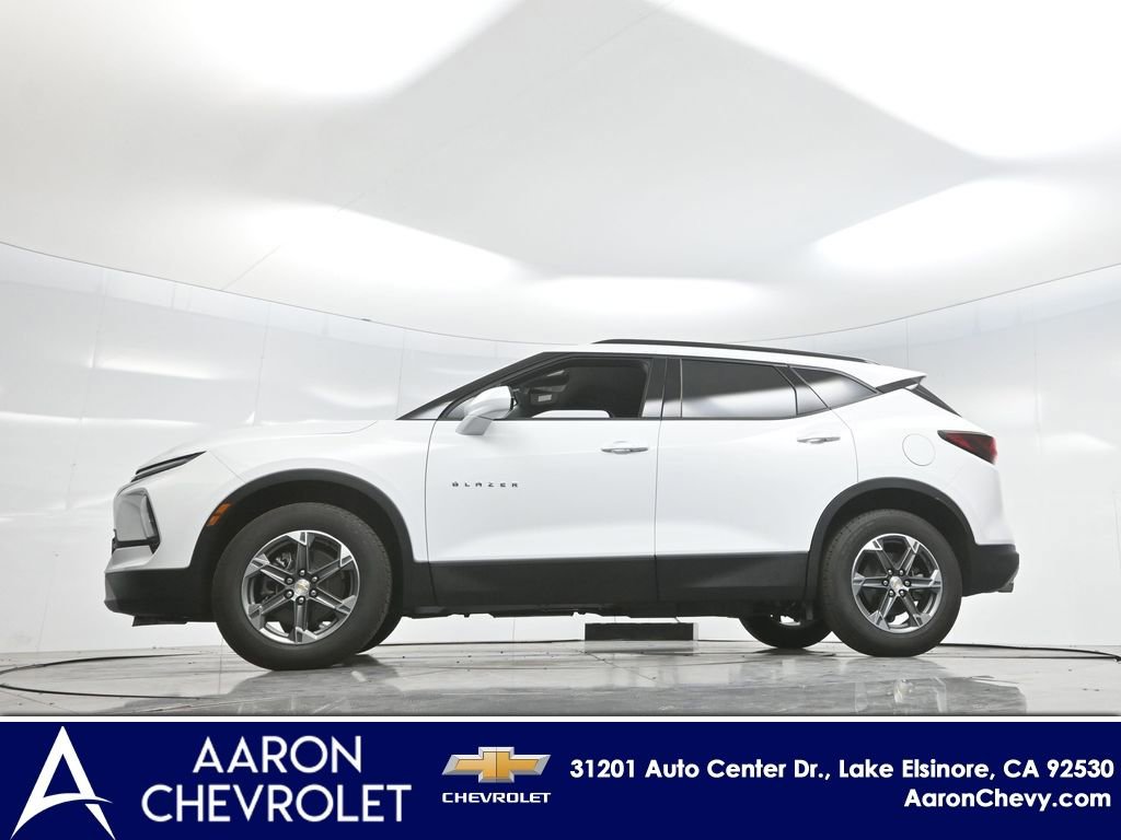 2025 Chevrolet Blazer LT w/2LT photo 5