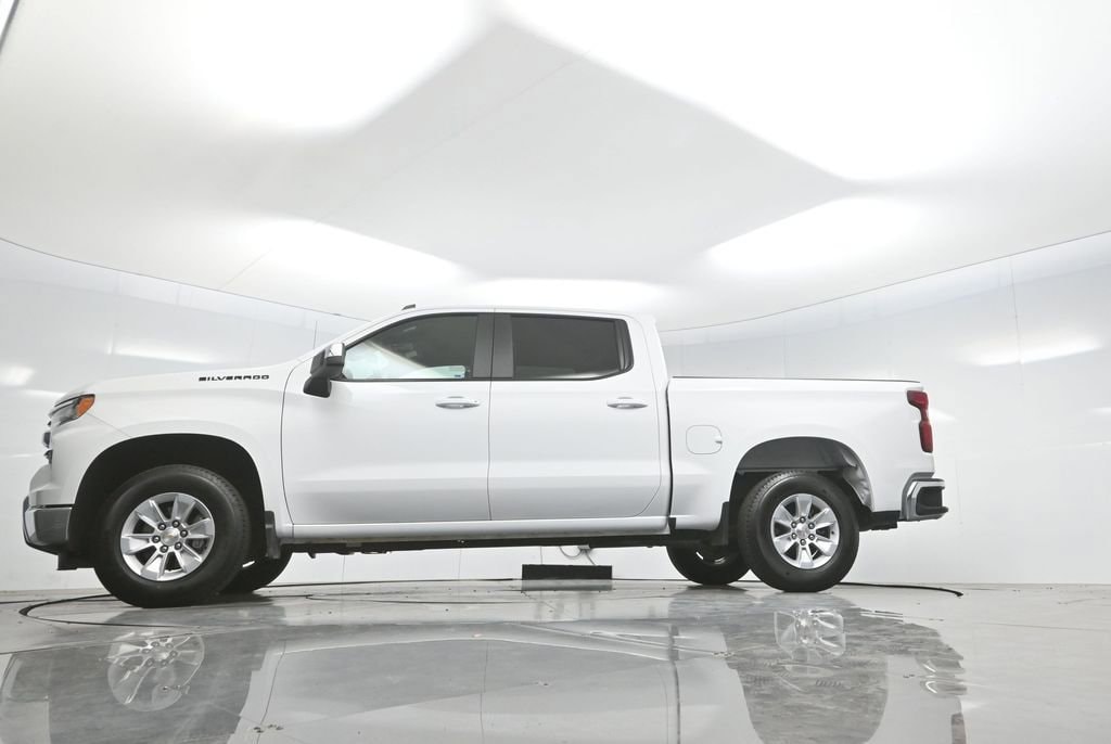2025 Chevrolet Silverado 1500 LT w/1LT photo 6
