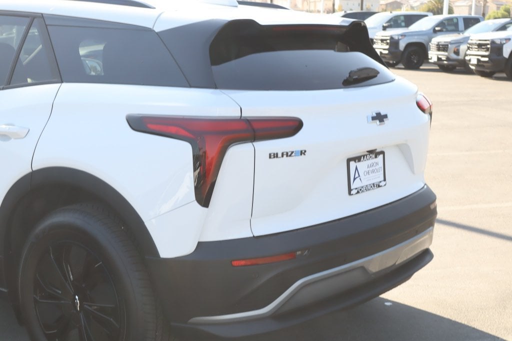2026 Chevrolet Blazer EV LT - Photo 13