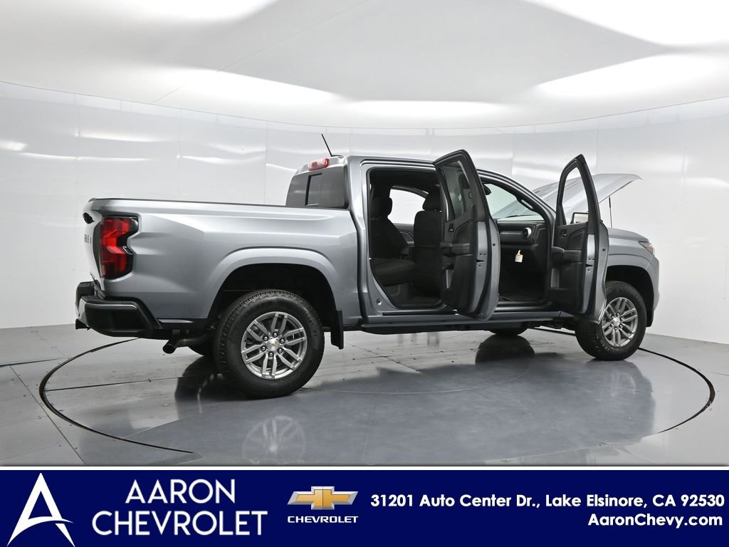 2025 Chevrolet Colorado Work Truck LT photo 4