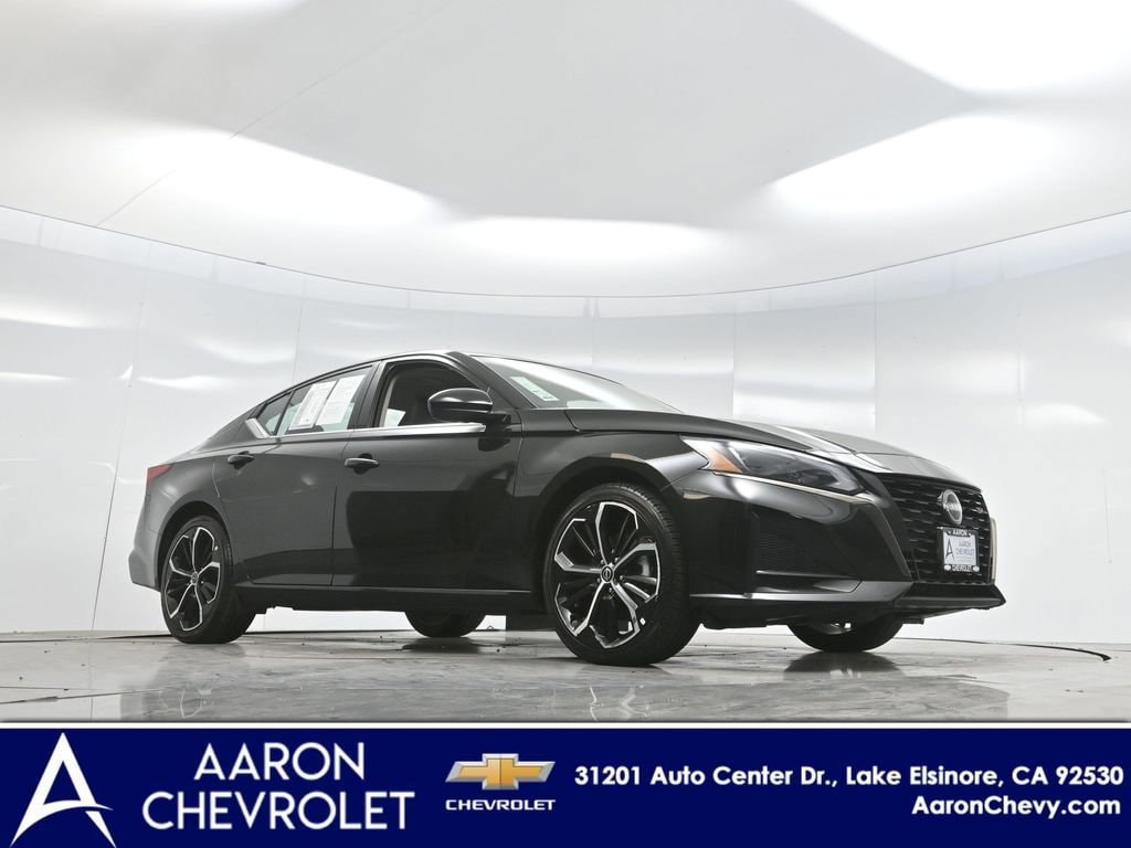 Used 2023 Nissan Altima 2.5 SR Sedan