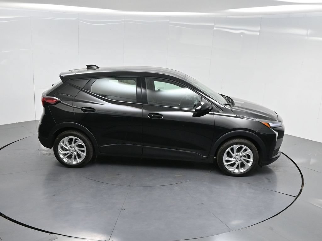 2027 Chevrolet Bolt LT - Photo 59