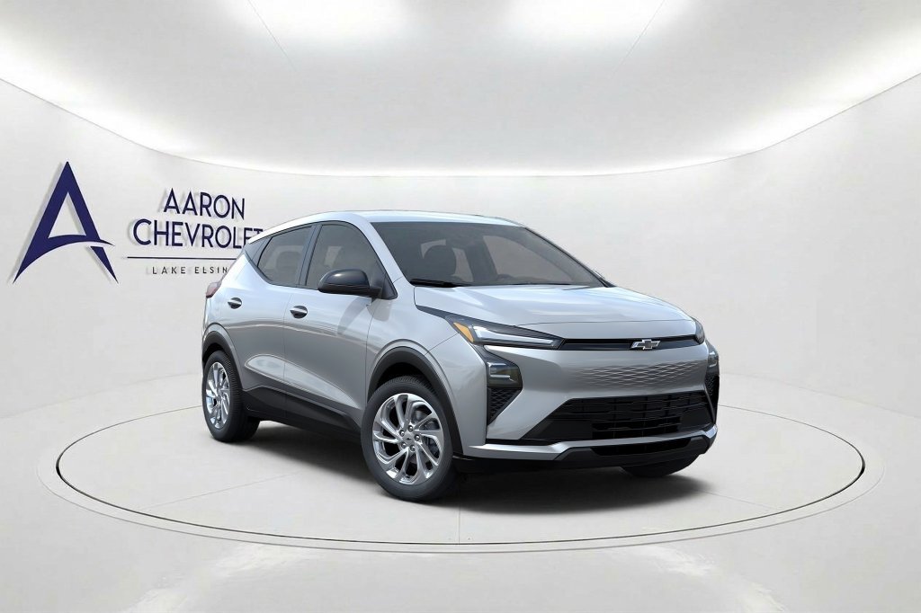 2027 Chevrolet Bolt LT - Photo 8