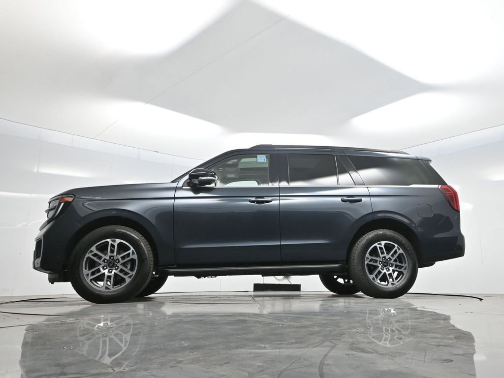 2025 Ford Expedition Active photo 6