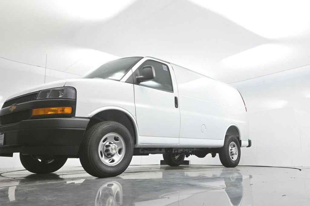 2026 Chevrolet Express Cargo Work Van - Photo 54
