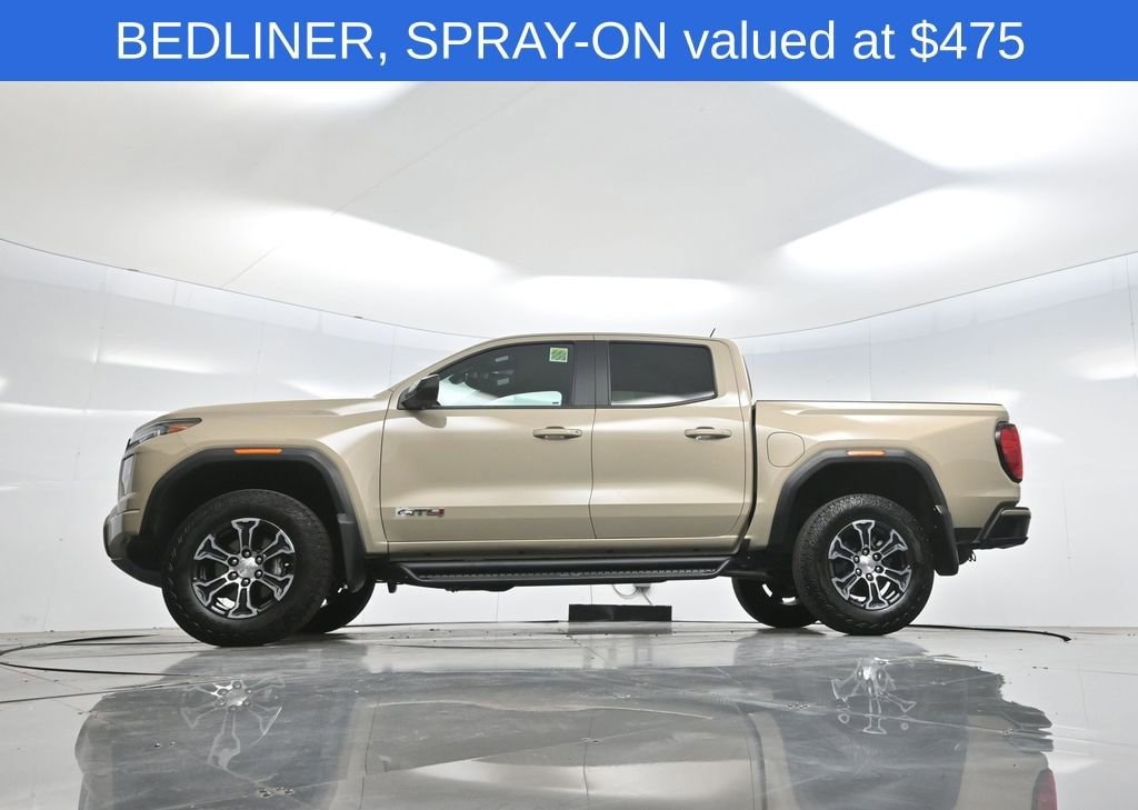 2023 GMC Canyon AT4 photo 6