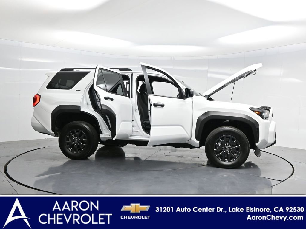 2025 Toyota 4Runner SR5 photo 3
