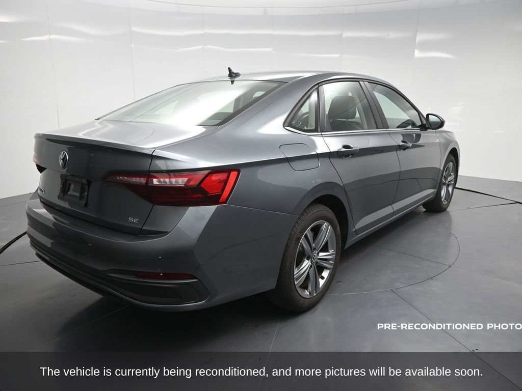 2024 Volkswagen Jetta 1.5T SE photo 2