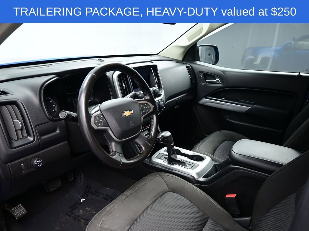 2021 Chevrolet Colorado LT photo 3