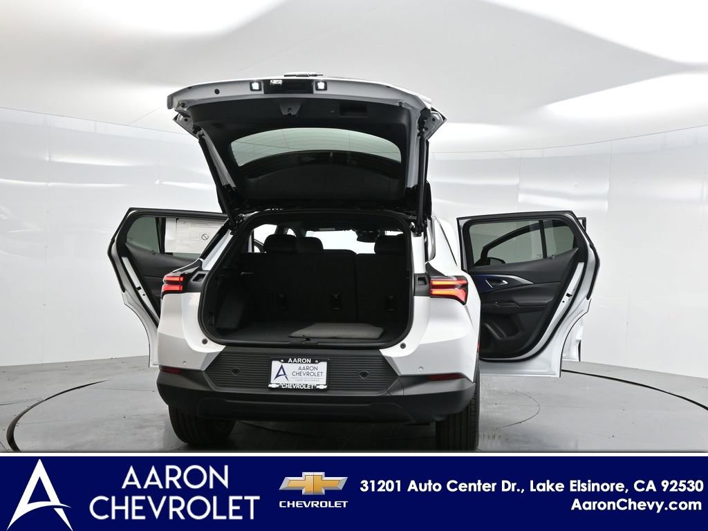 2026 Chevrolet Equinox EV 2LT - Photo 39