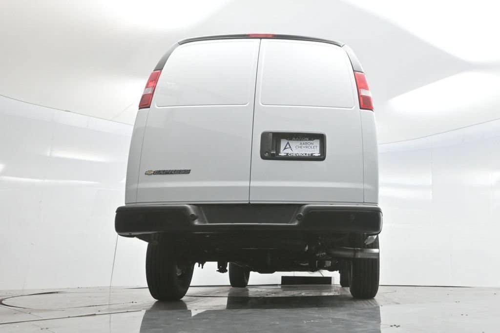 2026 Chevrolet Express Cargo Work Van - Photo 59