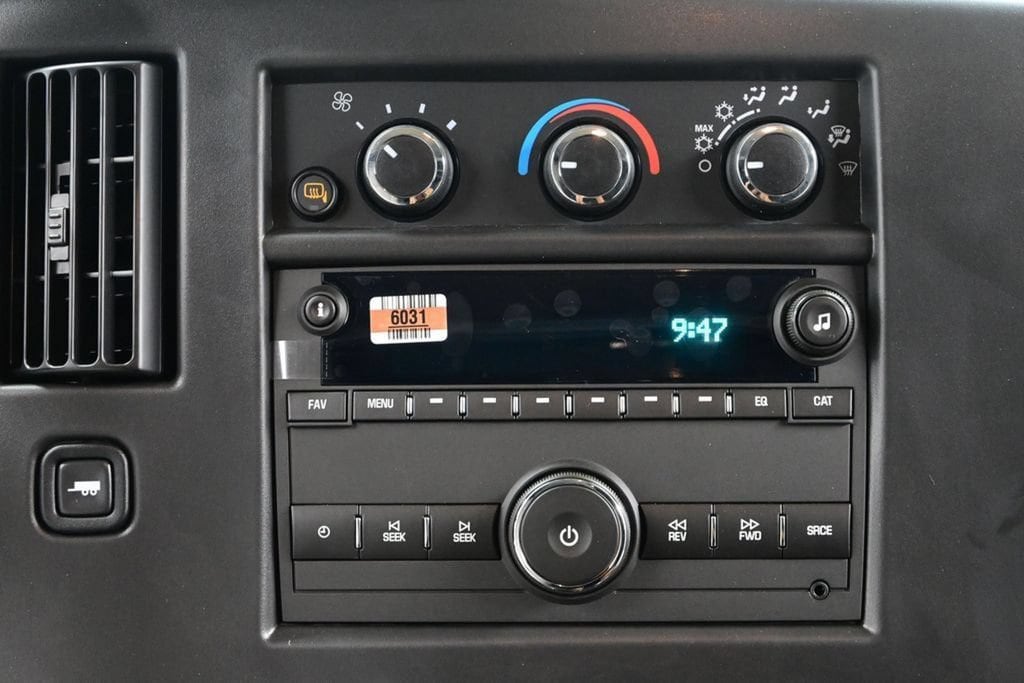 2026 Chevrolet Express Cargo Work Van - Photo 22