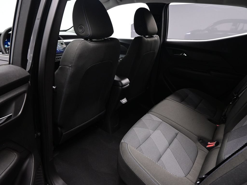 2027 Chevrolet Bolt LT - Photo 16