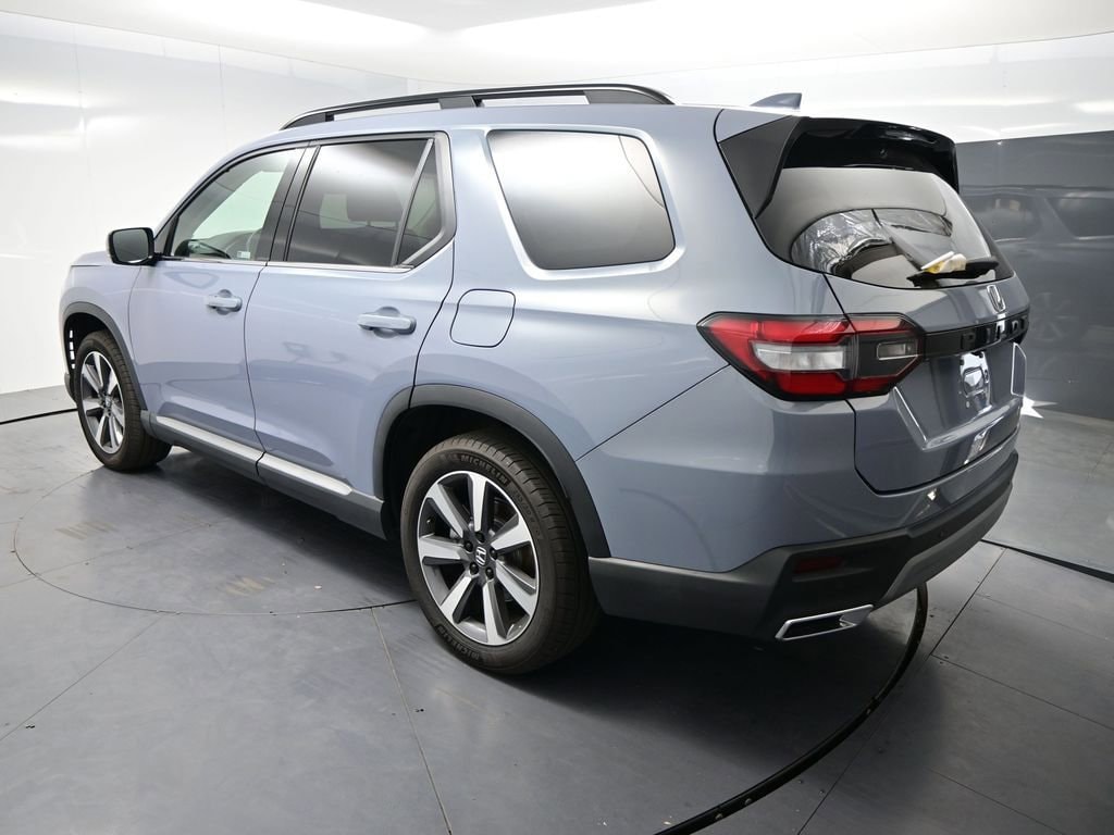 Used 2023 Honda Pilot Touring SUV