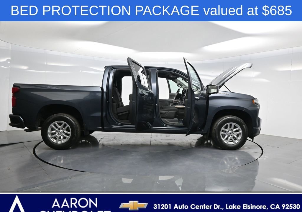 2021 Chevrolet Silverado 1500 RST photo 2