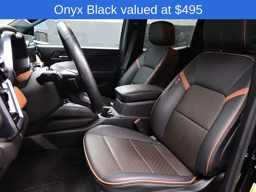 2024 GMC Canyon AT4 photo 3