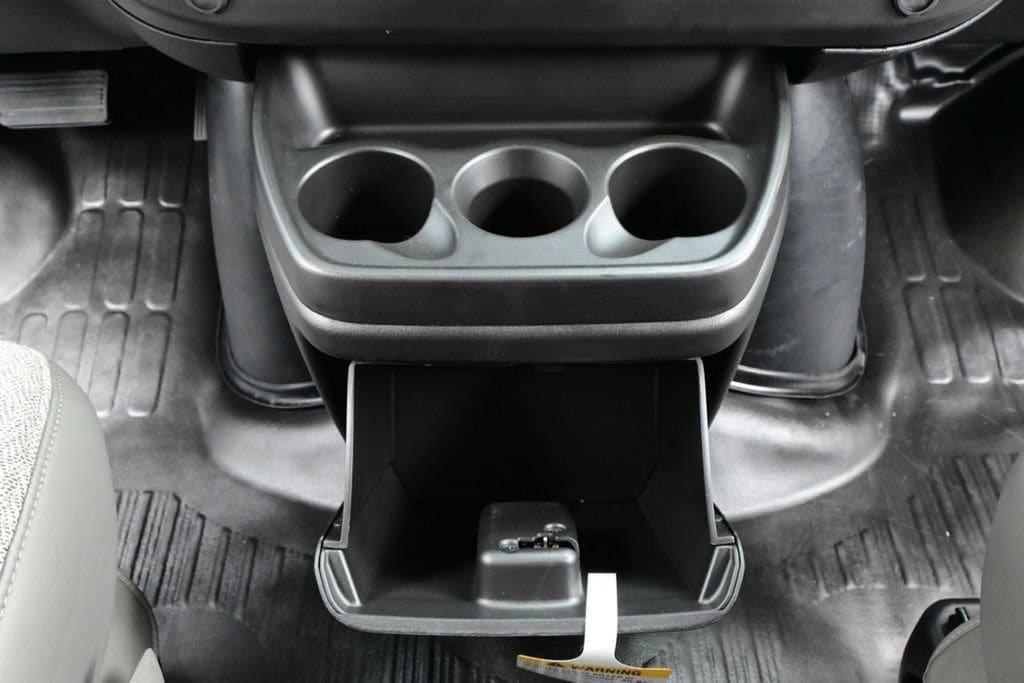 2026 Chevrolet Express Cargo Work Van - Photo 26