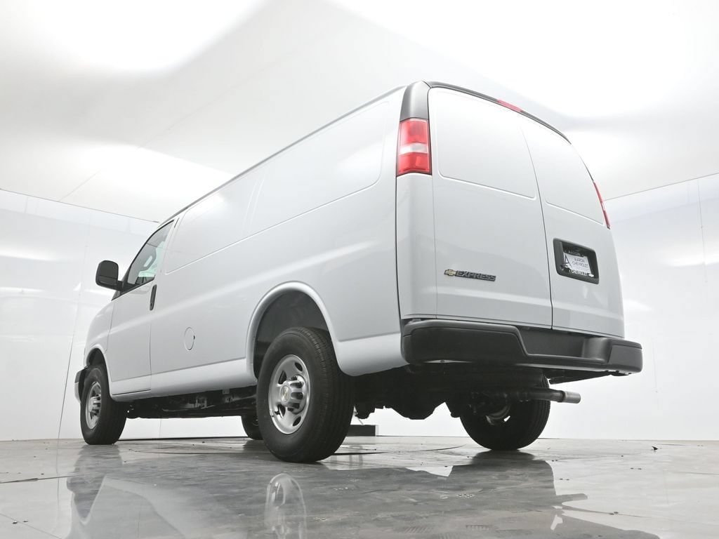 2026 Chevrolet Express Cargo Work Van - Photo 66