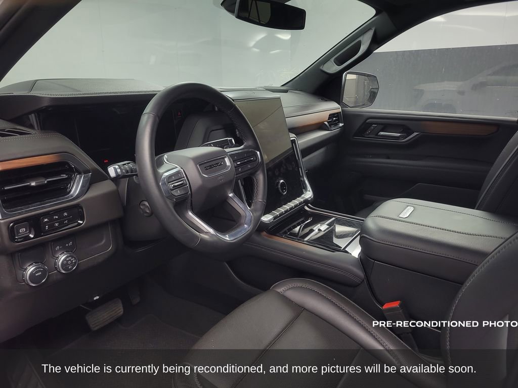 2025 Gmc Yukon XL Denali photo 2