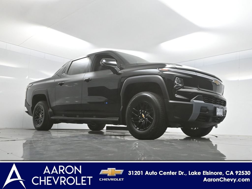 2026 Chevrolet Silverado EV LT photo 2