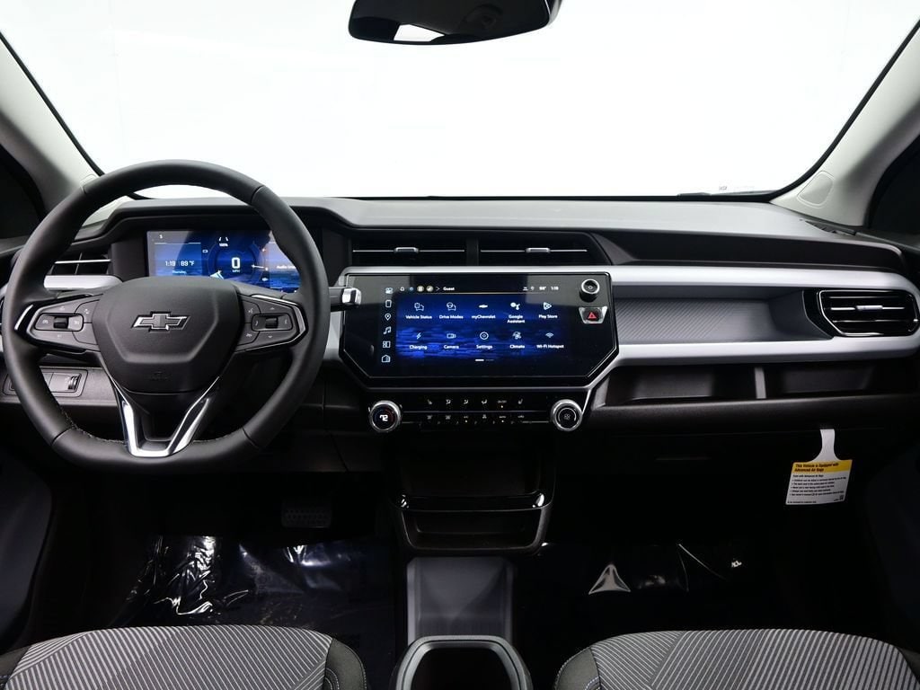2027 Chevrolet Bolt LT - Photo 19