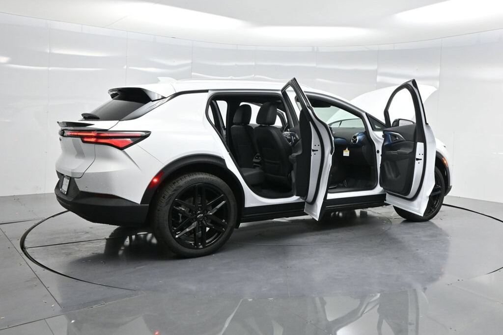 New 2026 Chevrolet Equinox EV LT SUV
