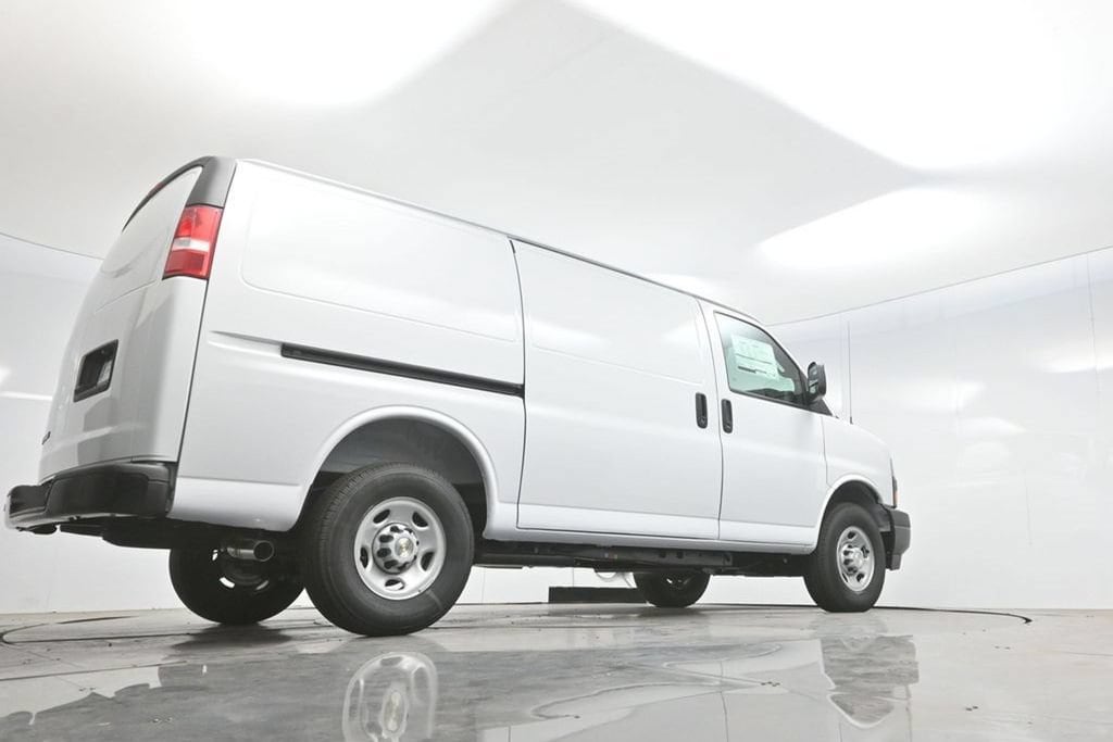 2026 Chevrolet Express Cargo Work Van - Photo 63