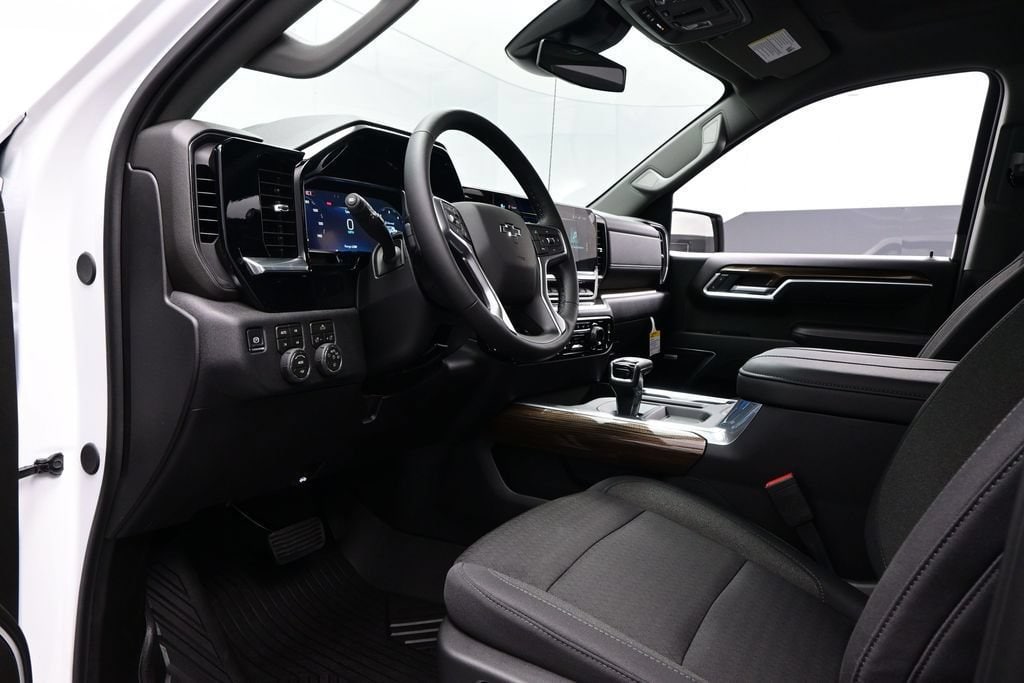 2026 Chevrolet Silverado 1500 RST - Photo 8