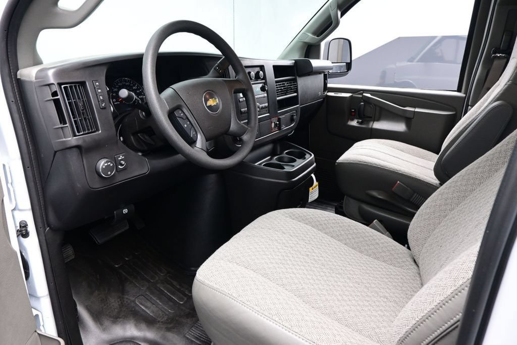2026 Chevrolet Express Cargo Work Van - Photo 8