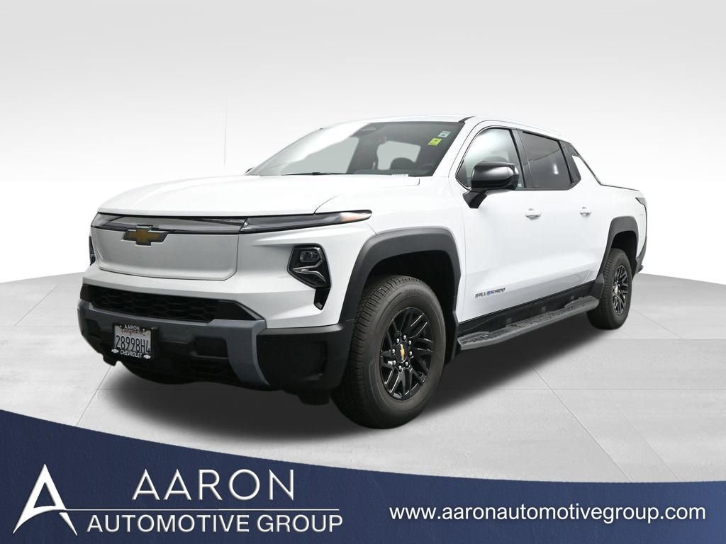2026 Chevrolet Silverado EV LT's photo