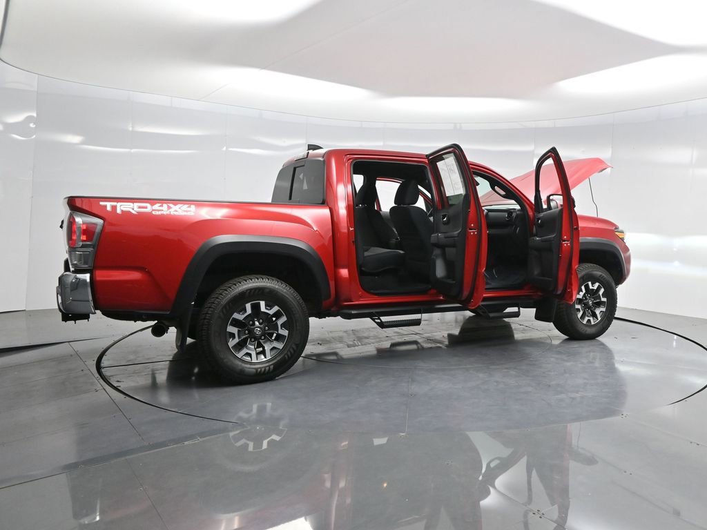 2023 Toyota Tacoma SR V6 photo 4