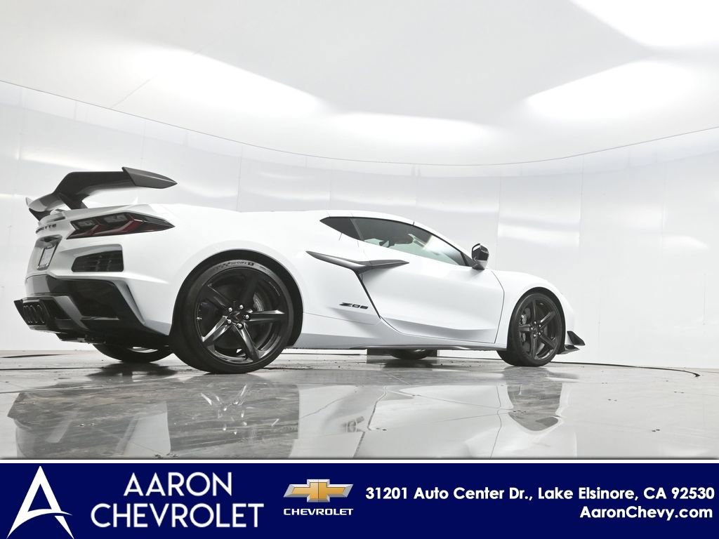 2025 Chevrolet Corvette 3LZ - Photo 45