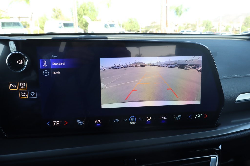 2027 Chevrolet Traverse LT - Photo 24