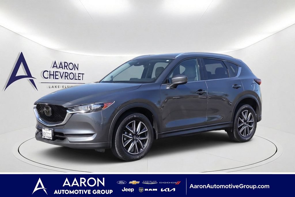 2018 Mazda Mazda CX-5 Touring — photo 1 of 24
