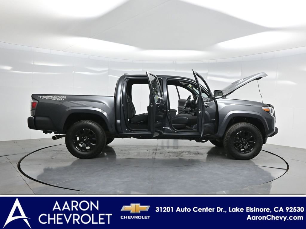 2020 Toyota Tacoma SR5 V6 photo 3