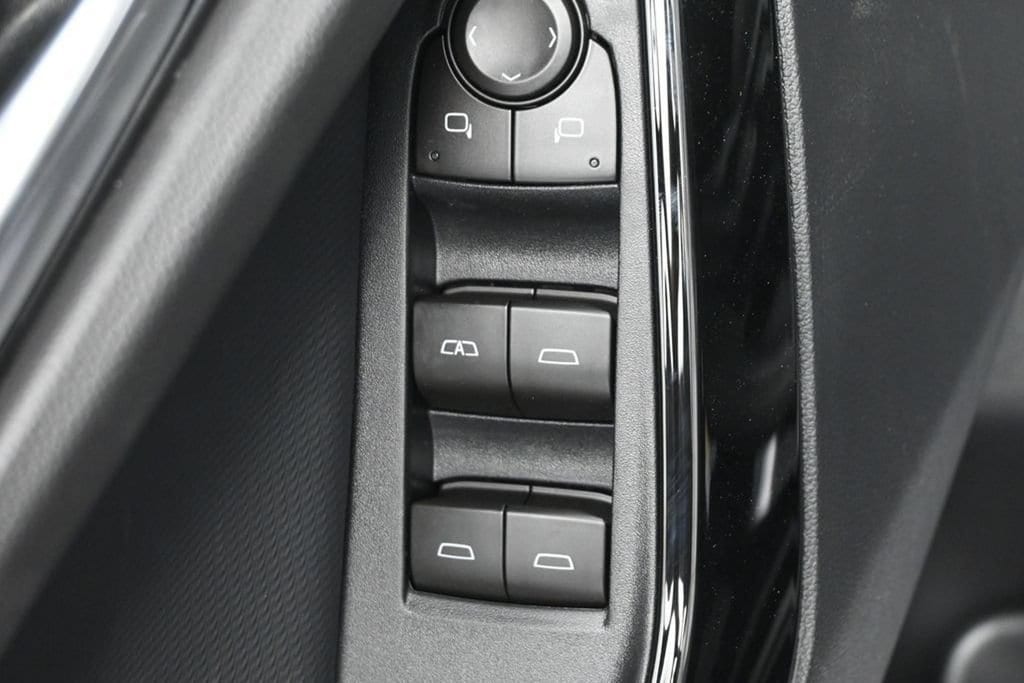2026 Chevrolet Equinox LT - Photo 22
