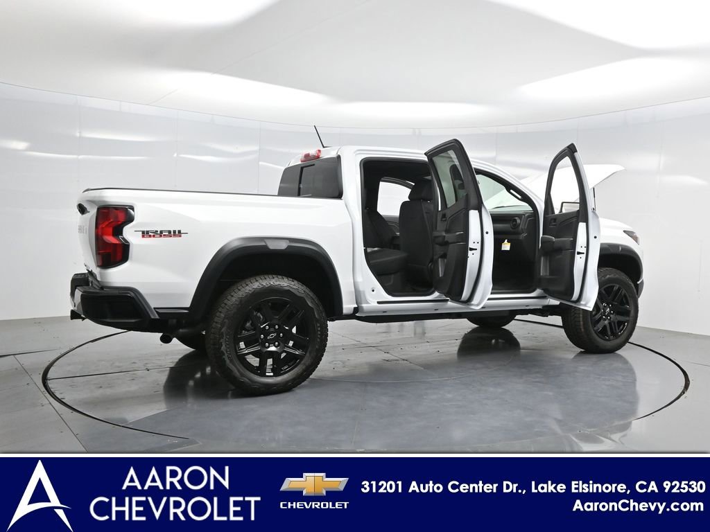 2025 Chevrolet Colorado Trail Boss photo 4