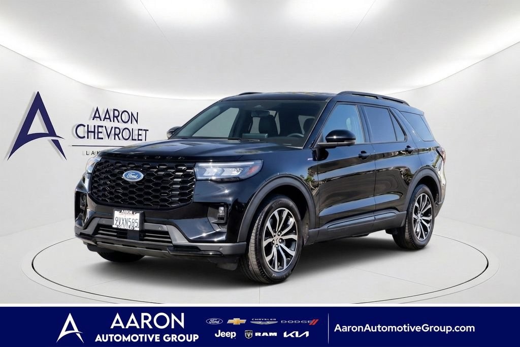 Used 2025 Ford Explorer ST-Line SUV