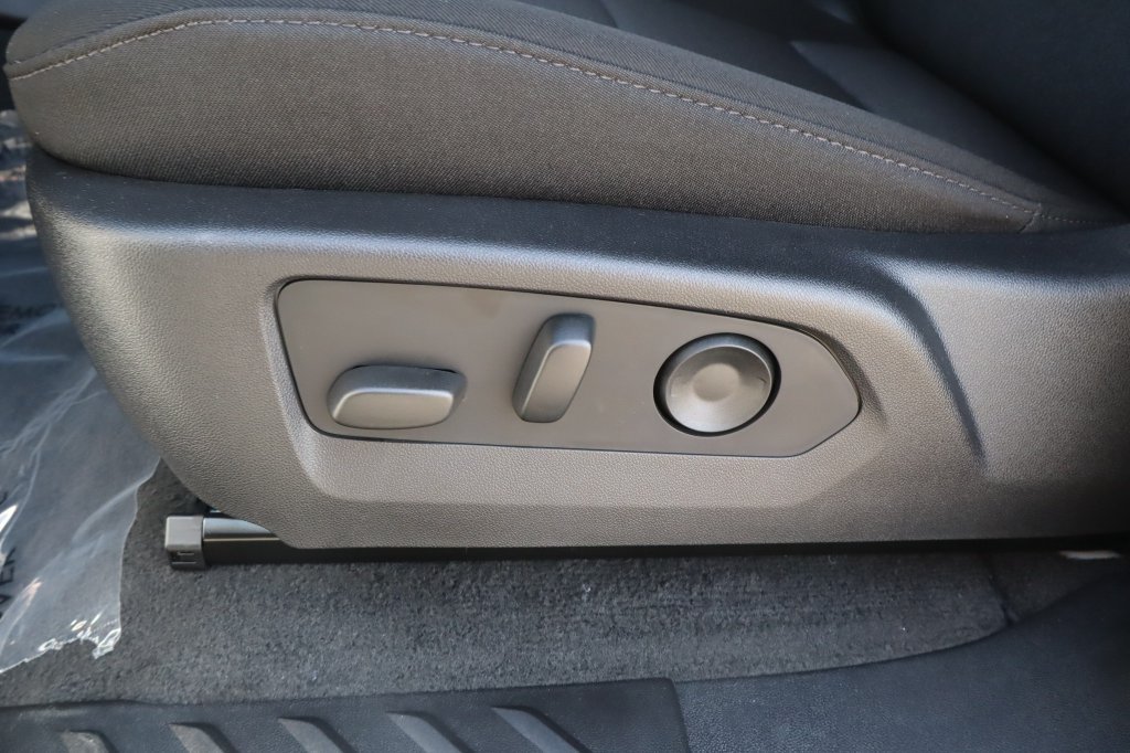 2026 Chevrolet Colorado Work Truck - Photo 18