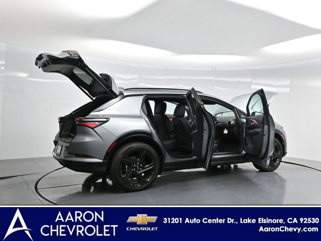 New 2025 Chevrolet Equinox EV RS SUV