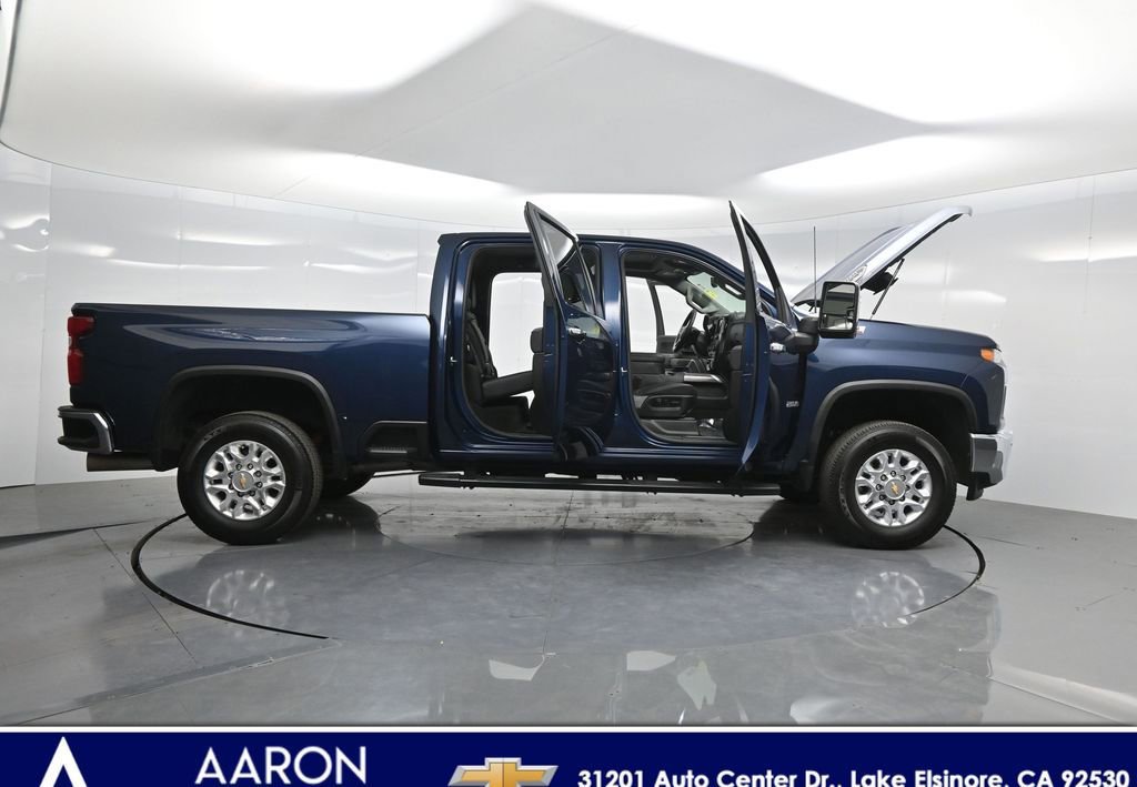 2022 Chevrolet Silverado 2500HD LTZ photo 3