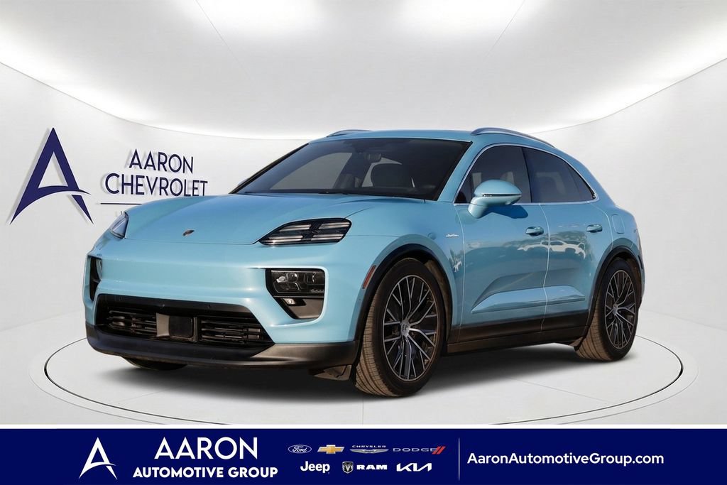 2025 Porsche Macan