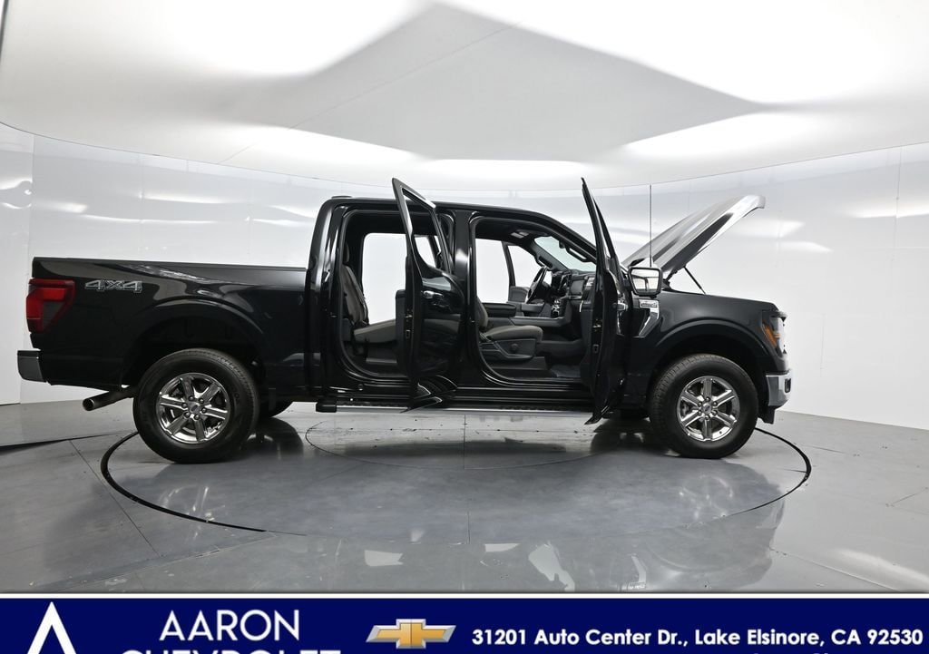 2024 Ford F-150 XLT photo 2