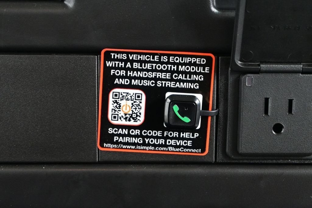 2026 Chevrolet Express Cargo Work Van - Photo 26