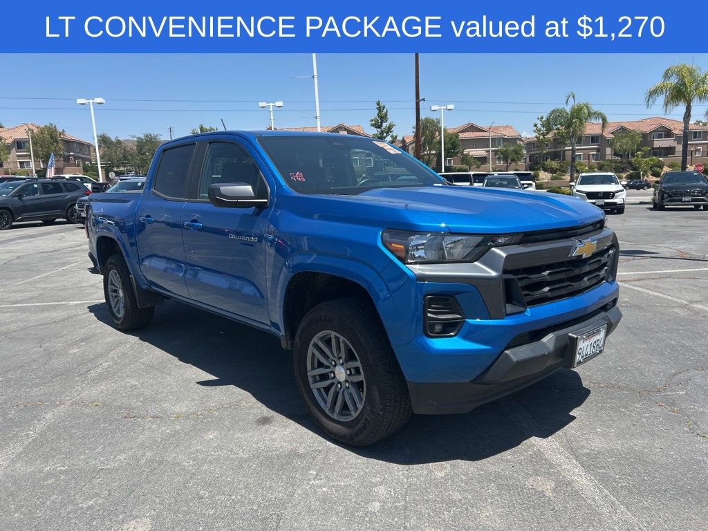 2024 Chevrolet Colorado LT photo 3